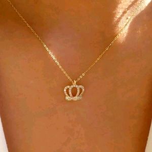 GOLD PRINCESS RHINESTONE CROWN NECKLACE NEW